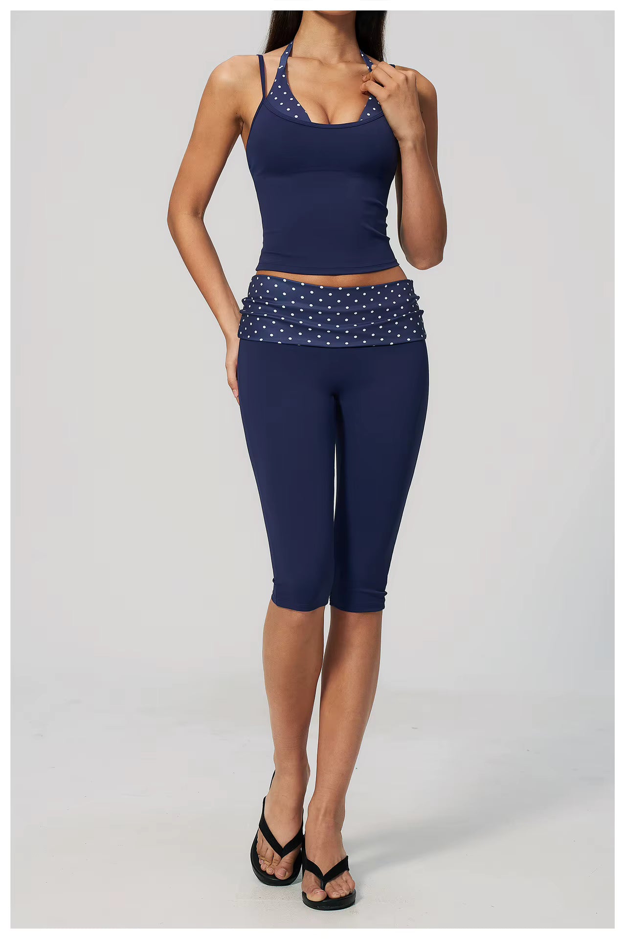 Balance Capri Set
